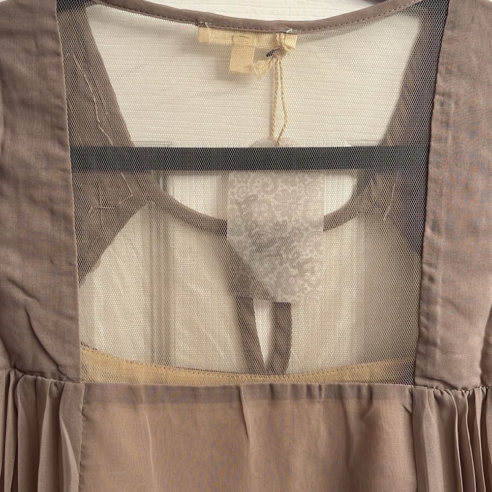 Hem & Thread Sequined Pleated Top - Picture 6 of 8